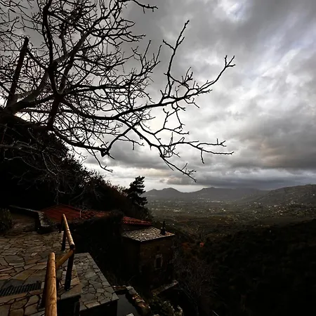 Paradisi Village * Neápolis