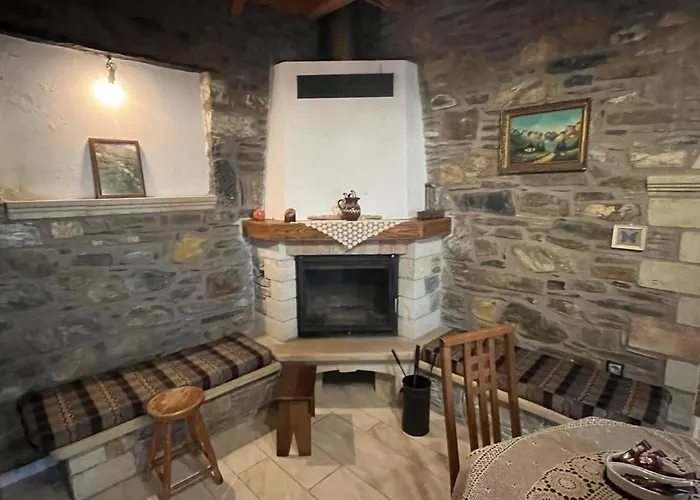 Paradisi Village Neápolis