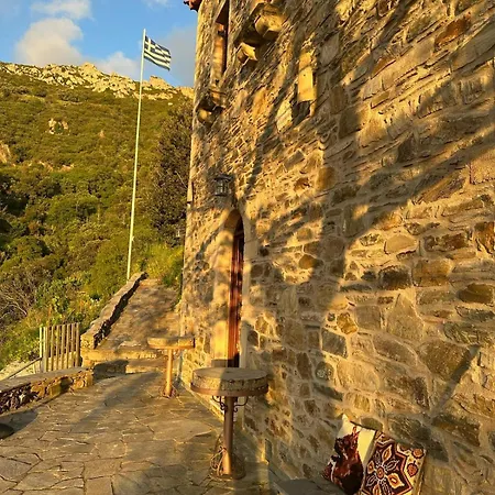 Paradisi Village Neápolis