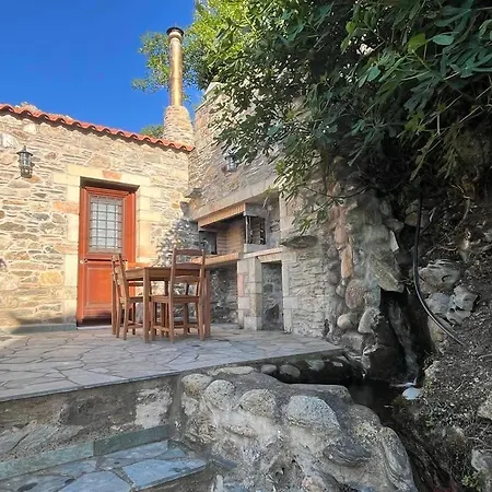Paradisi Village