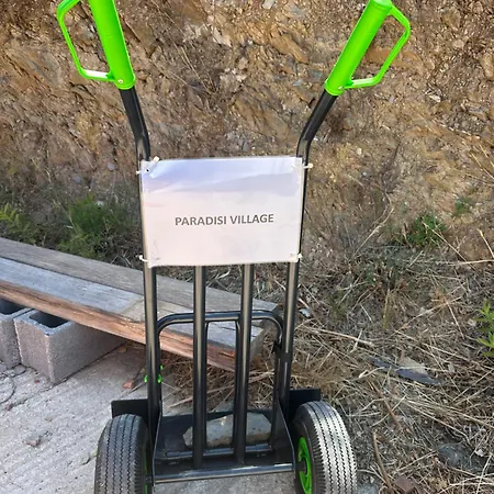 Paradisi Village * Neápolis