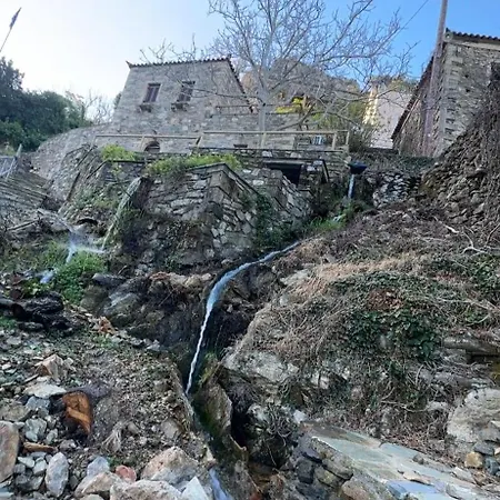 Paradisi Village Neápolis